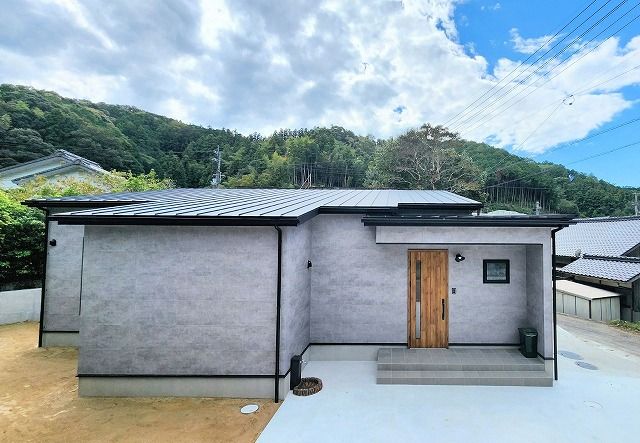 家事楽動線を極めた、回遊できる平屋の家 アイキャッチ画像